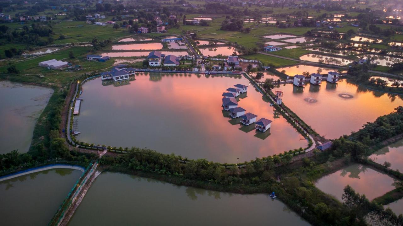 Lumbini Palace Resort Exterior foto